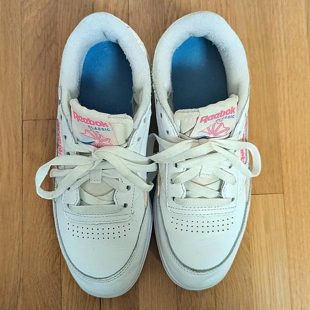 Reebok Classic White and Pink Sneakers - Picture 7 of 12
